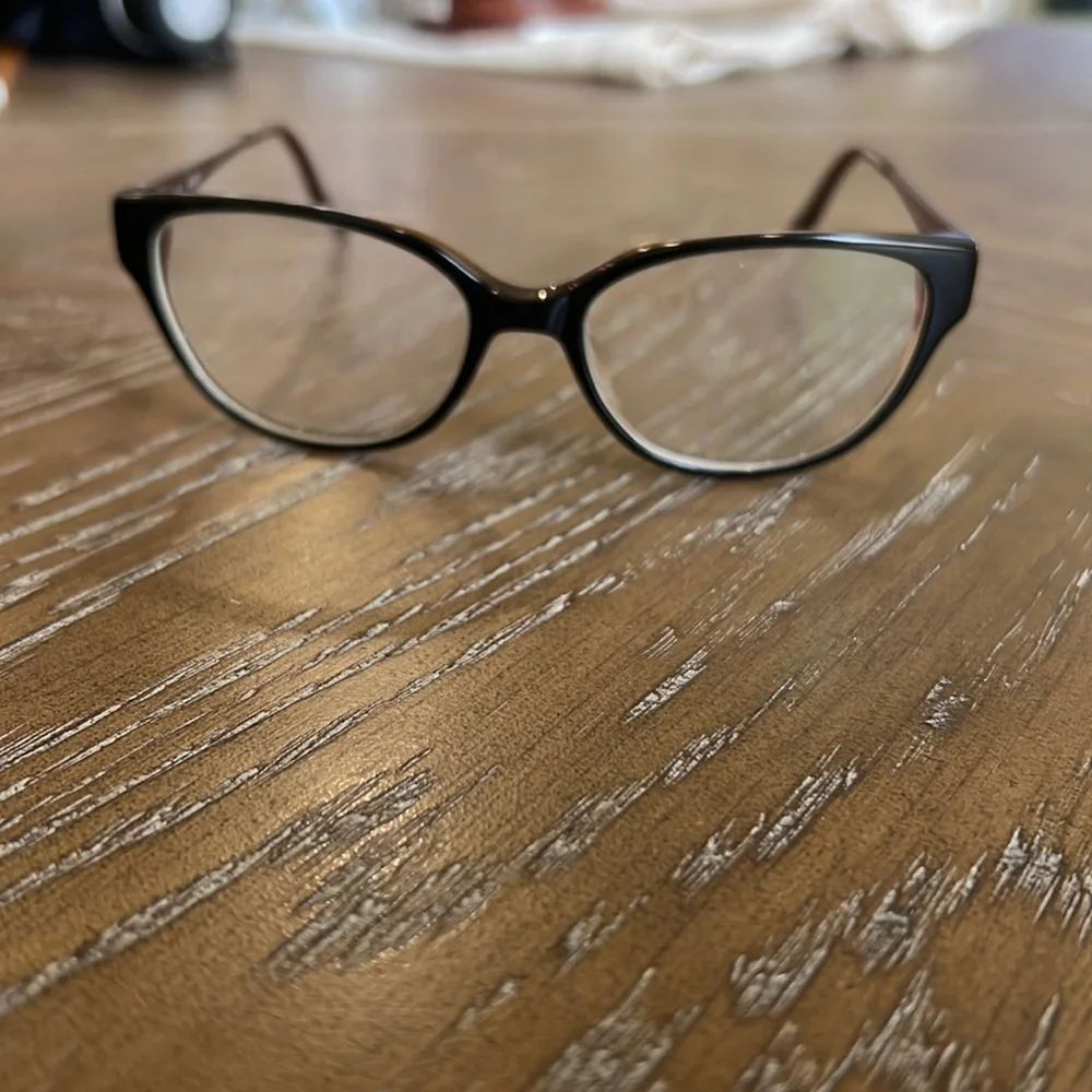 Guess frames - Picture 1 of 6